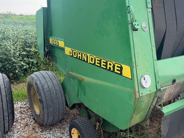 2026-john-deere-566-image-5