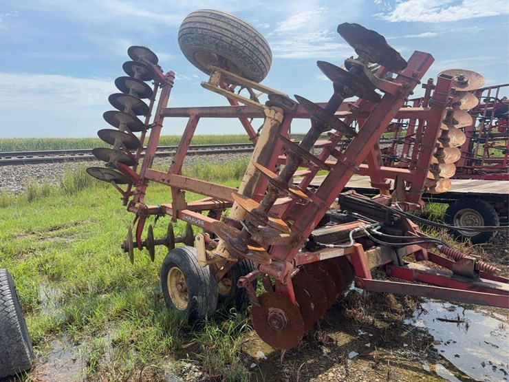 krause-21ft-disk,-tandem-axle,-9"-spacing-image-4