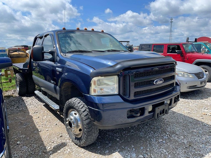 2005-ford-f350-xlt-image-2