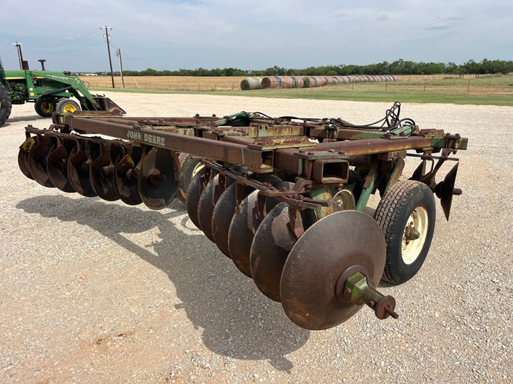 john-deere-1635-image-8