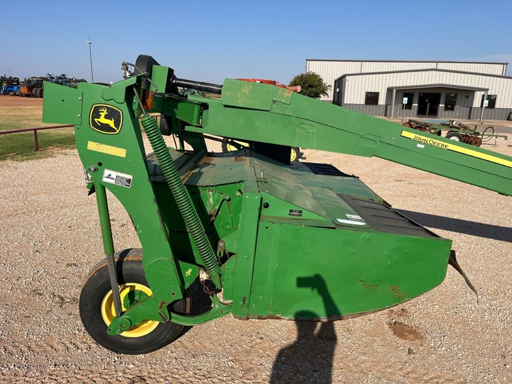 john-deere-835-image-9