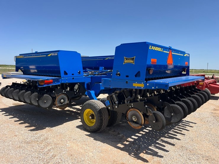 2014-landoll-5531-image-23