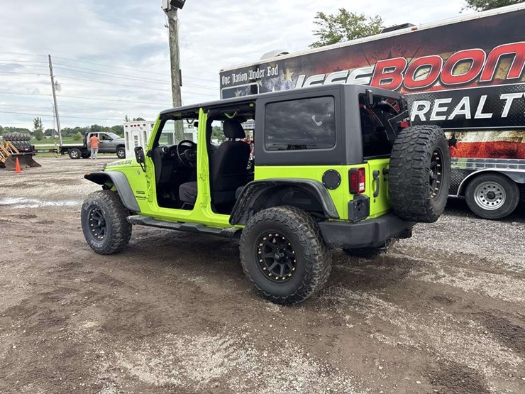 2013-jeep-wrangler-image-3