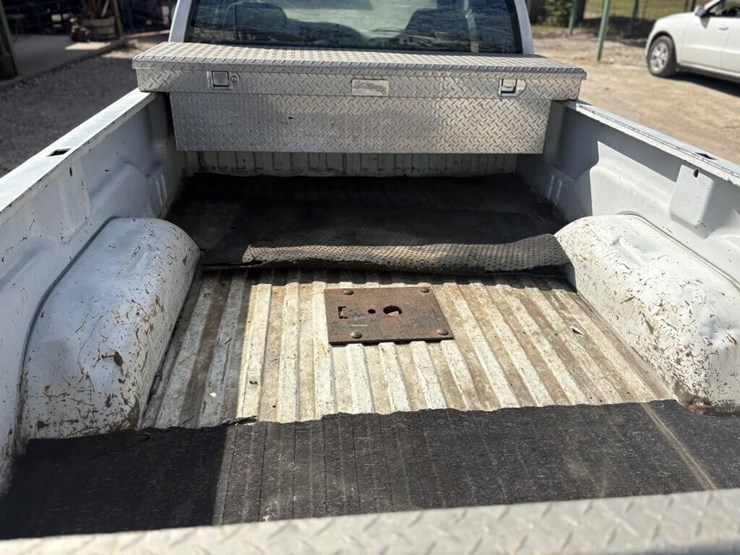 2001-dodge-2500-image-11