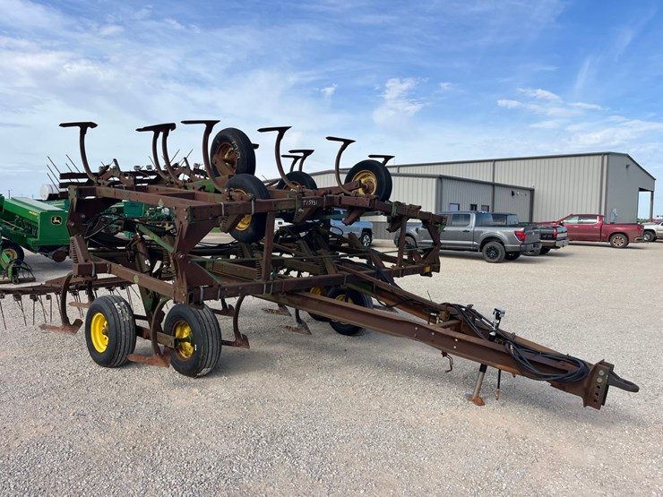 1988-john-deere-610-image-5