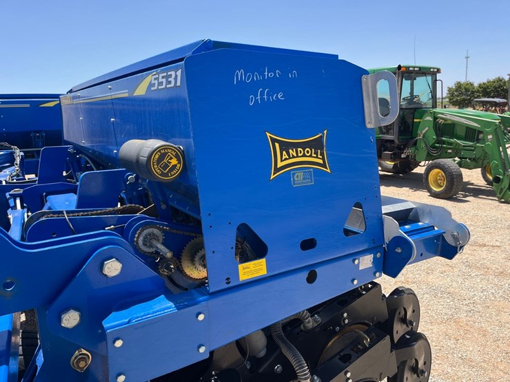 2014-landoll-5531-image-5