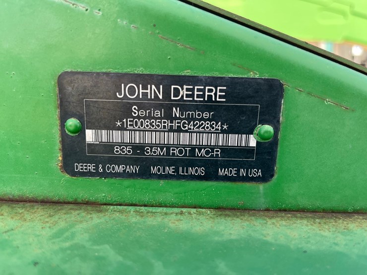 2016-john-deere-835-image-18