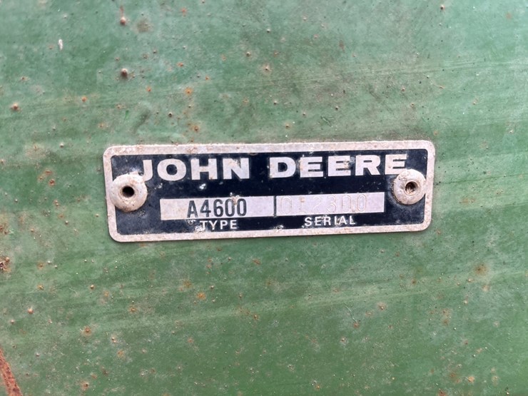 john-deere-4600-image-8
