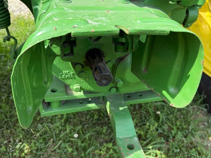 john-deere-630-image-11