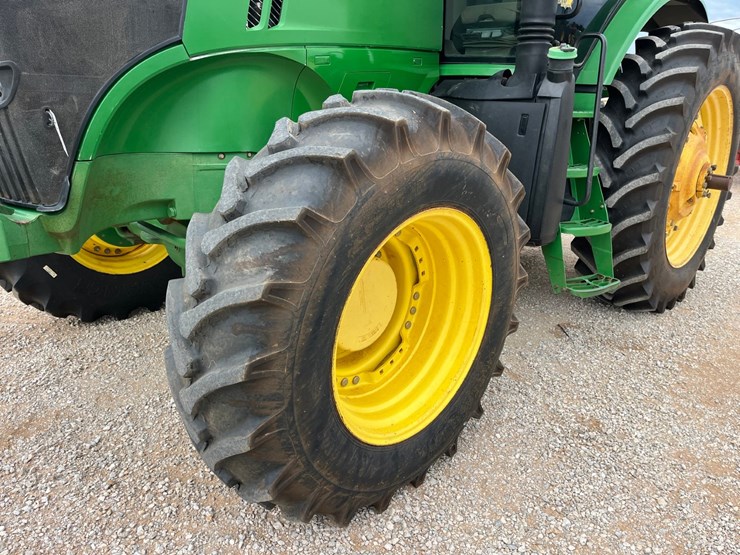 2012-john-deere-7200r-image-2