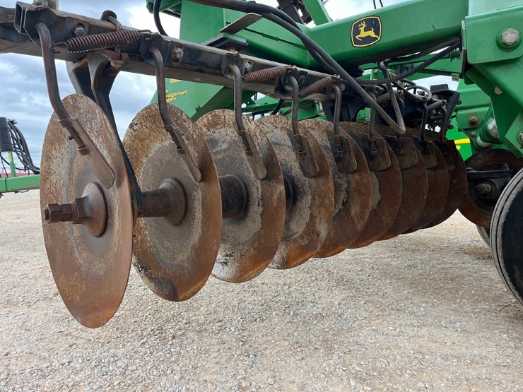 2008-john-deere-637-image-17