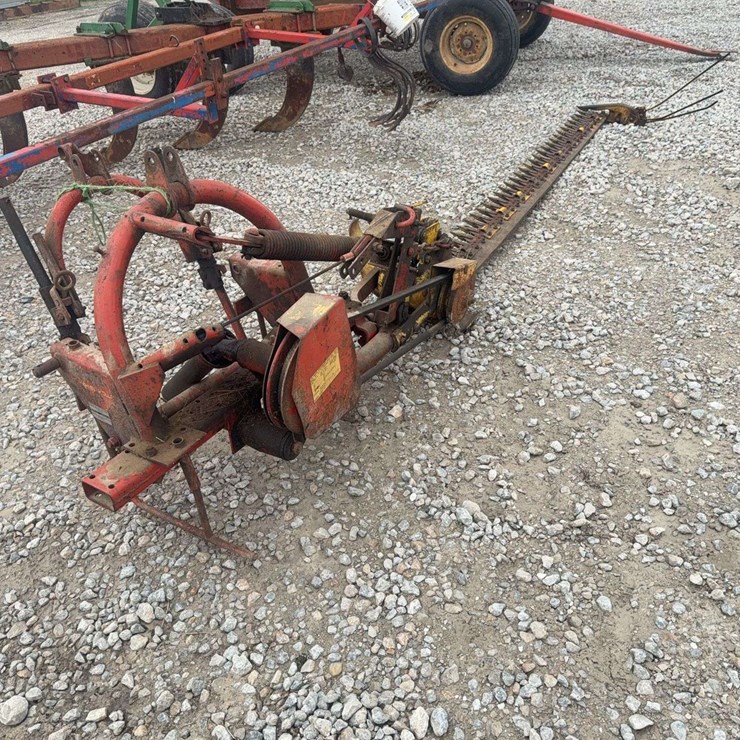 NEW HOLLAND 451
