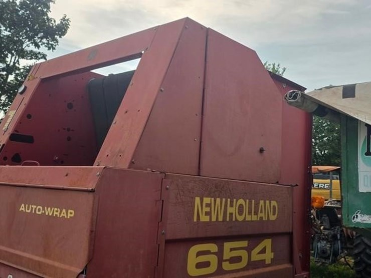 new-holland-654-image-16