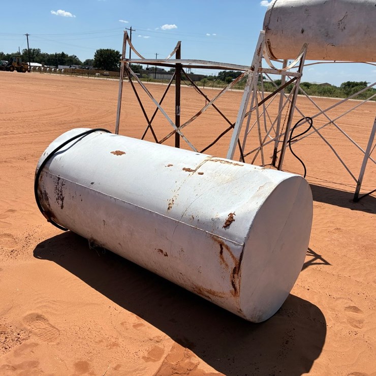 #T8897 • Diesel Tank
