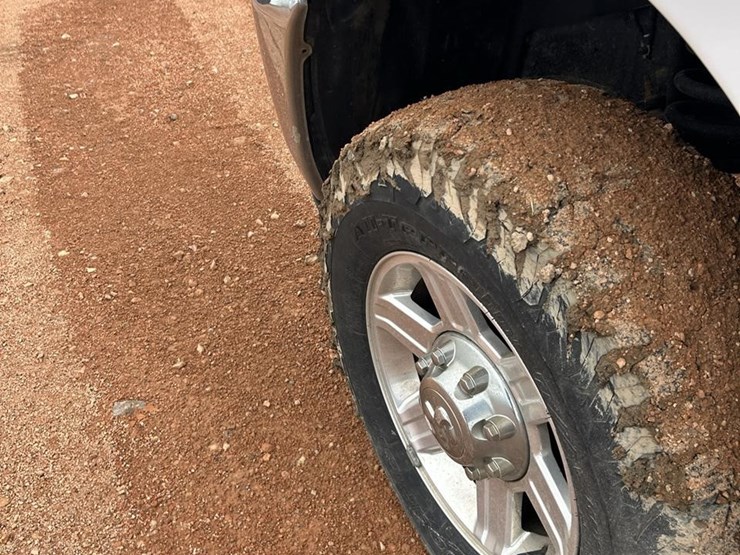 2018-ram-2500-tradesman-image-21