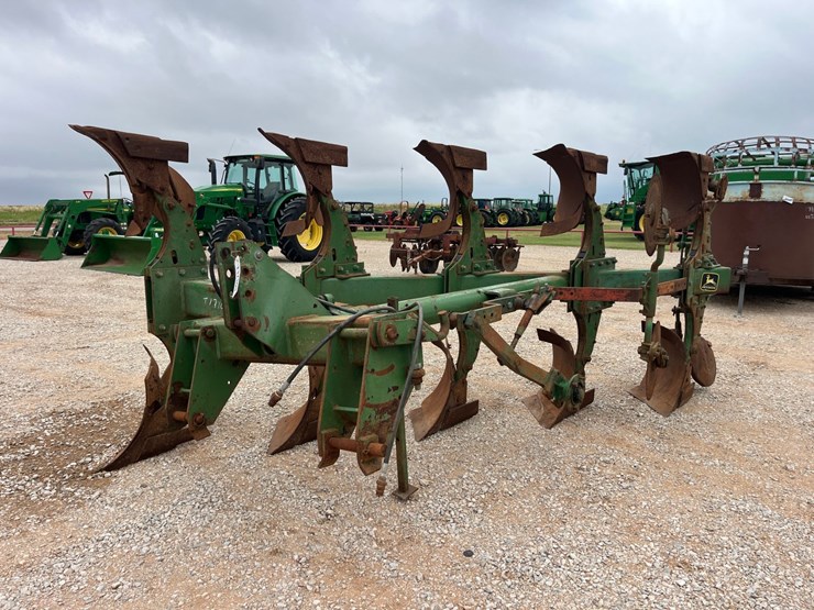john-deere-4600-image-1