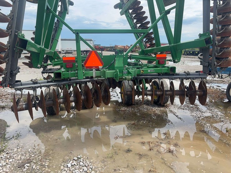 john-deere-637-image-11