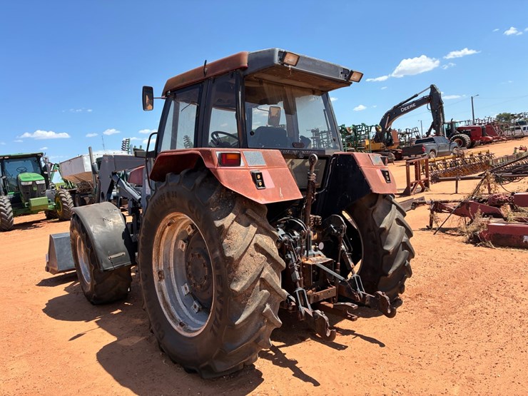 case-ih-5140-image-4
