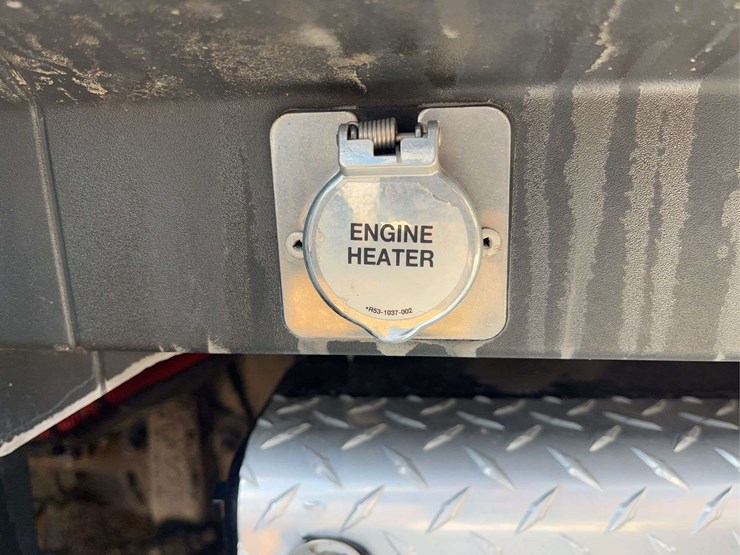 2022-kenworth-t680-image-42