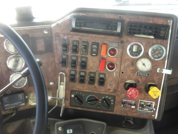2002-international-5500i-6x4-dump-truck-image-20