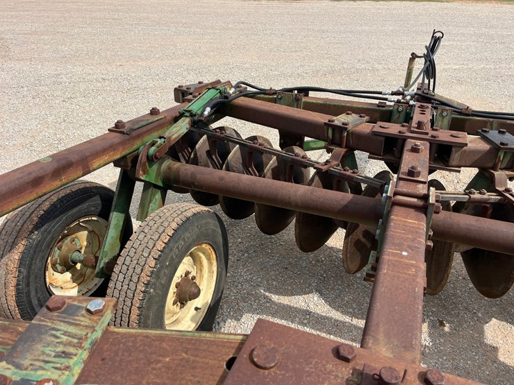 john-deere-1635-image-13
