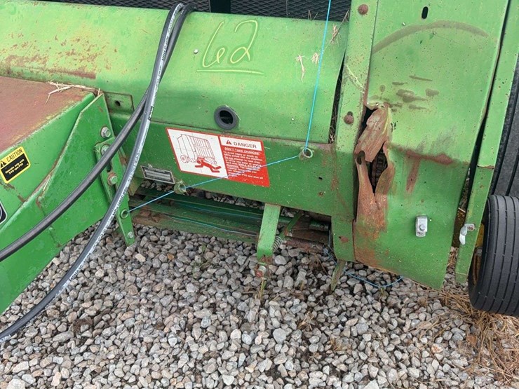 2025-john-deere-535-image-7