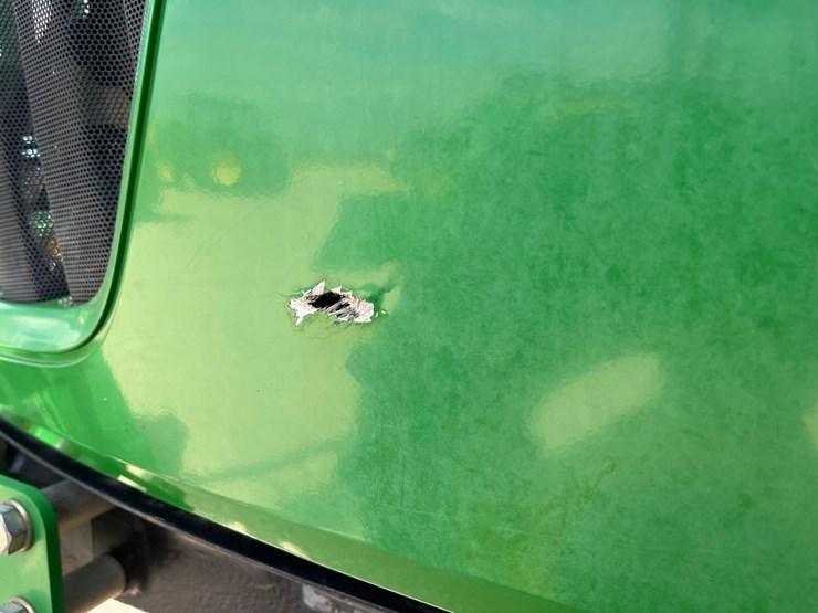 2011-john-deere-5093e-image-29