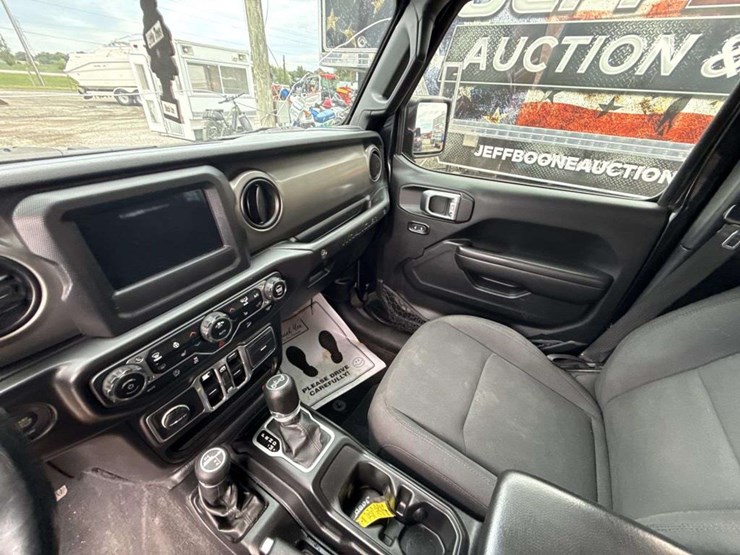 2018-jeep-wrangler-image-11