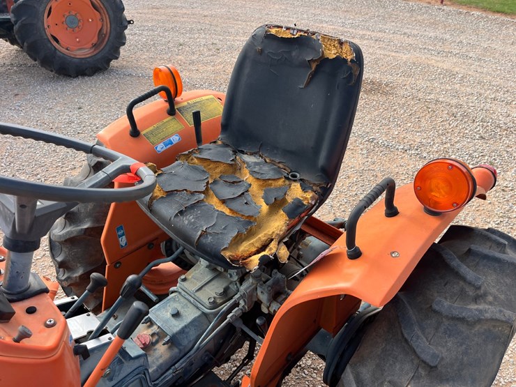 kubota-l235-image-8