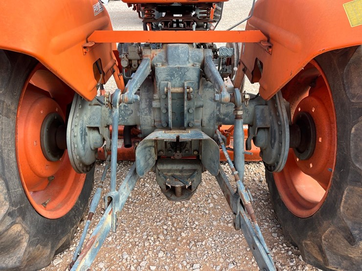 kubota-l235-image-6