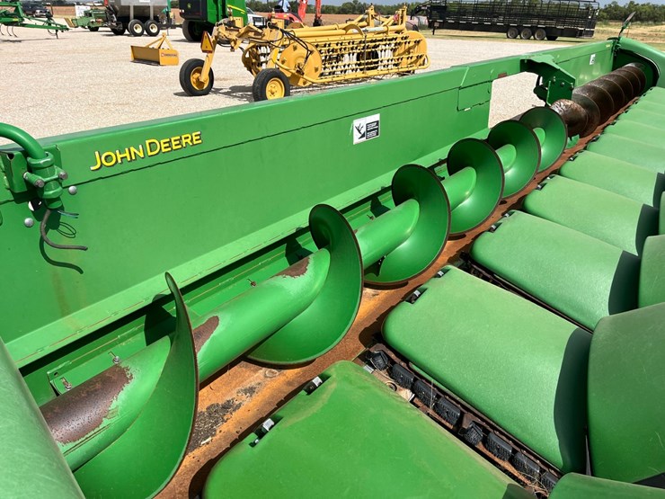 2011-john-deere-612c-image-11