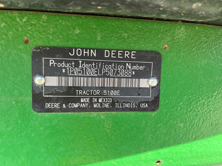 2023-john-deere-5100e-image-25