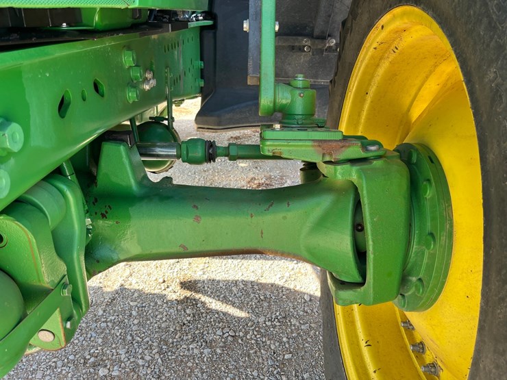 2014-john-deere-6210r-image-4