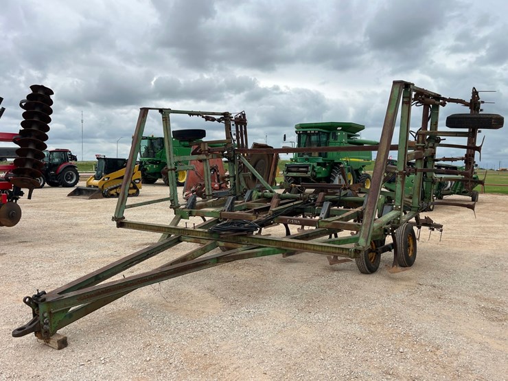 john-deere-1600-image-1