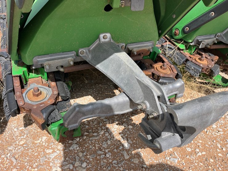 2011-john-deere-612c-image-17
