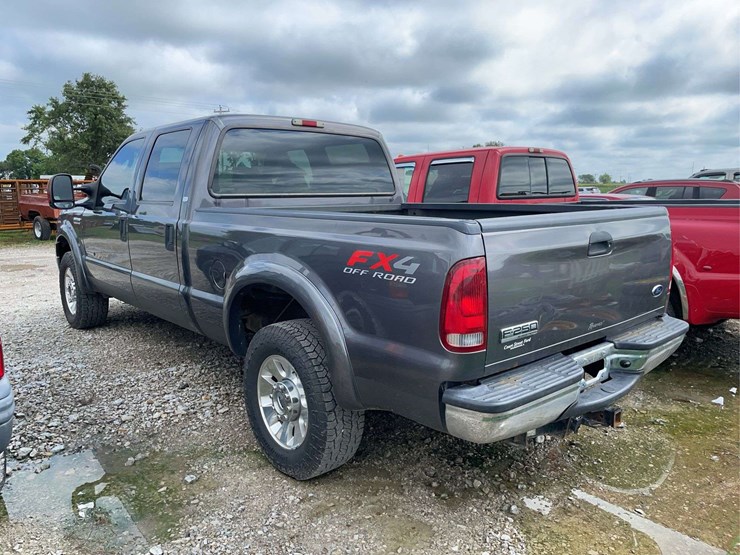 2005-ford-f250-image-4