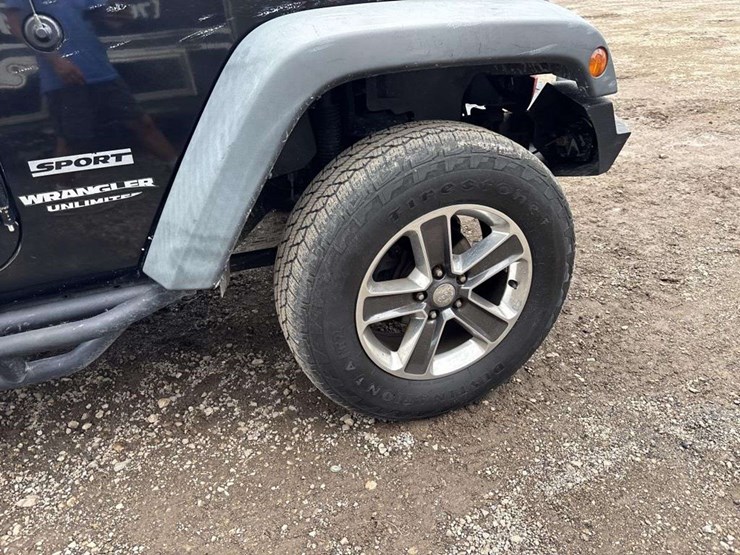 2012-jeep-wrangler-image-10