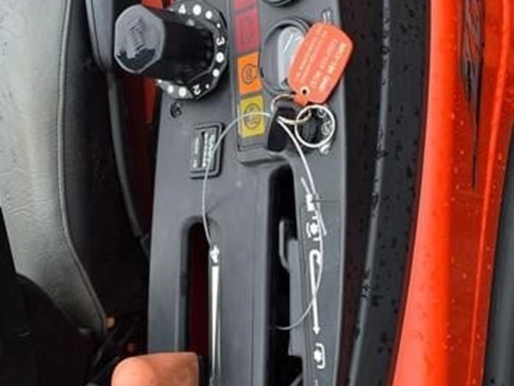 kubota-zd326s-image-20