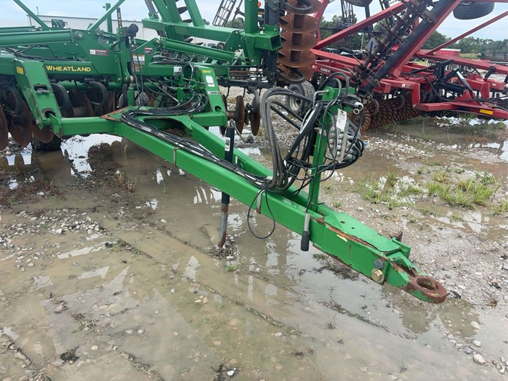 john-deere-637-image-3