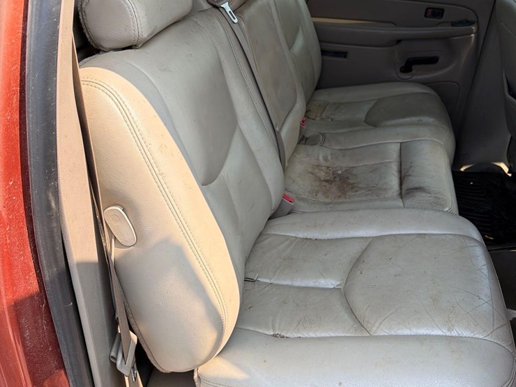 2005-chevy-avalache-1500-pickup-image-39