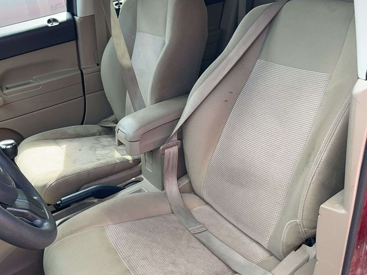2016-jeep-compass-image-8