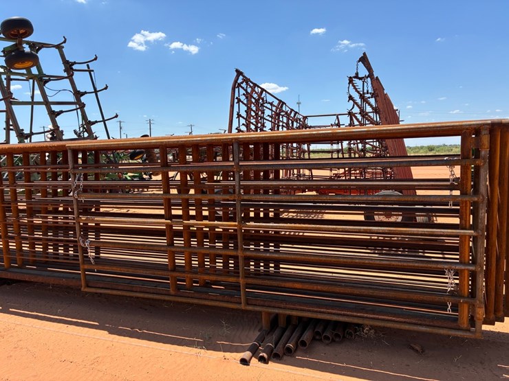 #t8858-•-(10)-cattle-panels-image-2