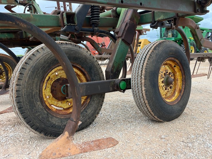 john-deere-1600-image-21