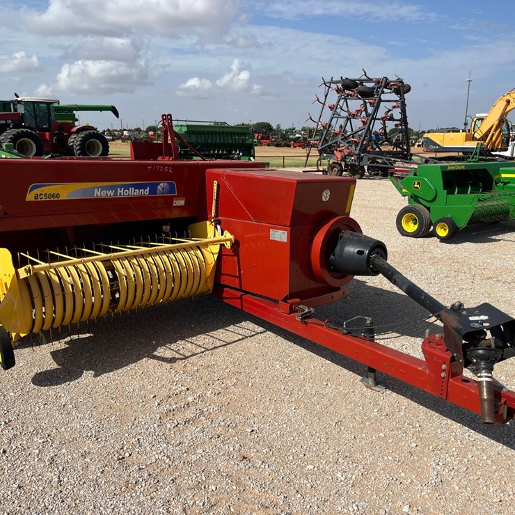 2012 NEW HOLLAND BC5060