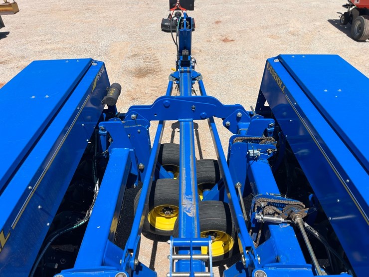 2014-landoll-5531-image-37