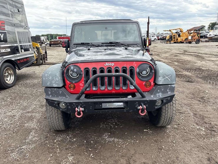 2012-jeep-wrangler-image-6
