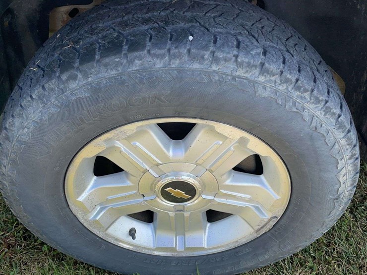 2012-chevrolet-silverado-1500-image-17