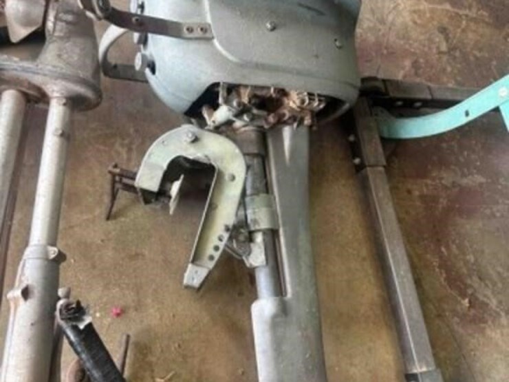 vintage-boat-motors-image-4