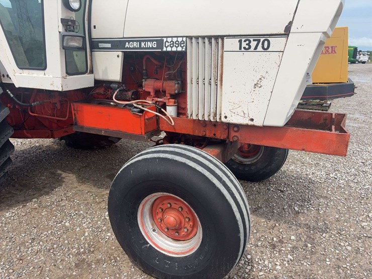 1370-case-tractor,-4716hrs,-small-1000pto,-3pt,-2-remotes,-20.8x38-tires,-s/n:-8740139-image-4
