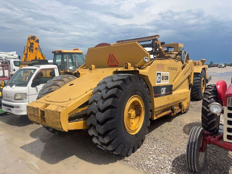 caterpillar-613b-image-6